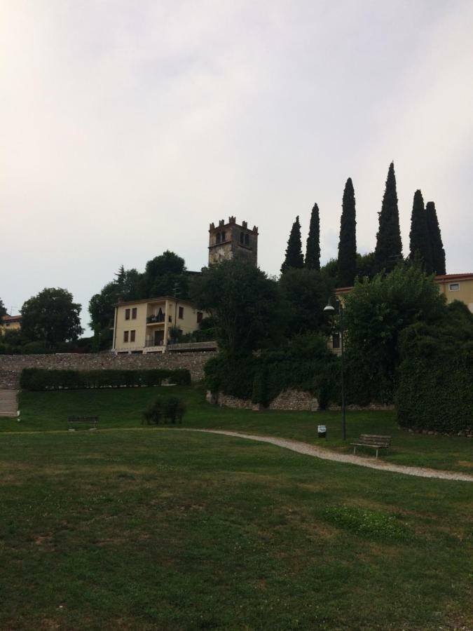 Locazione Turistica Lea Daire Castelnuovo del Garda Dış mekan fotoğraf